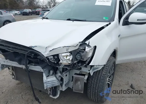 2019 Mitsubishi Outlander Sport 2.0 Es z USA, uszkodzony, nr VIN JA4AP3AU1KU017639